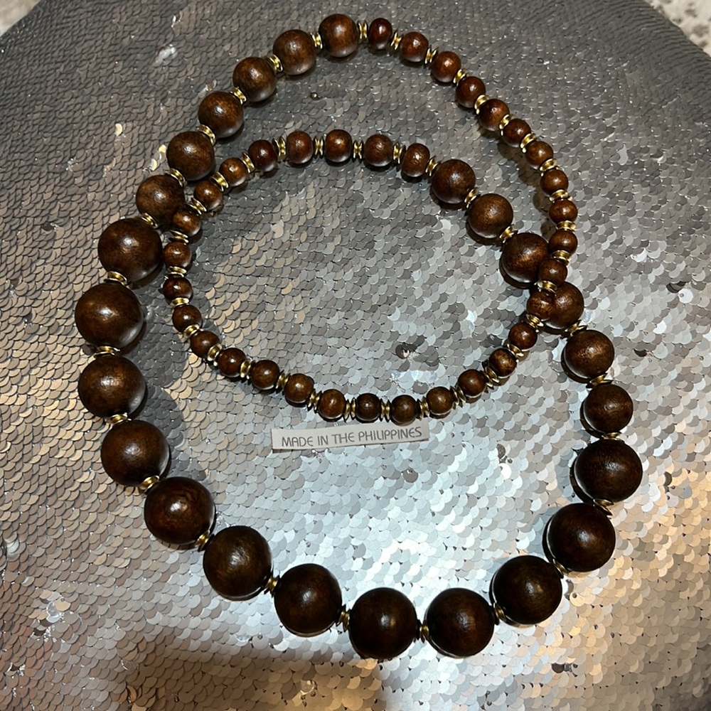 Brown Wood/gold necklace - Picture 3 of 3